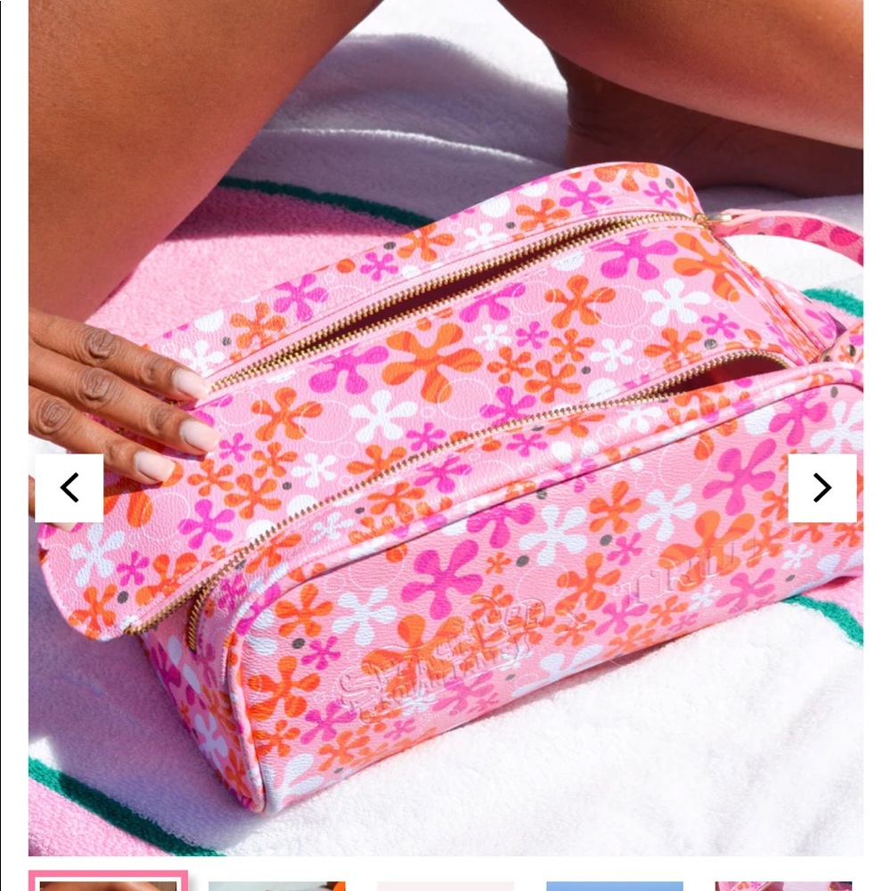 Makeup case 🌸 - Picture 5 of 6